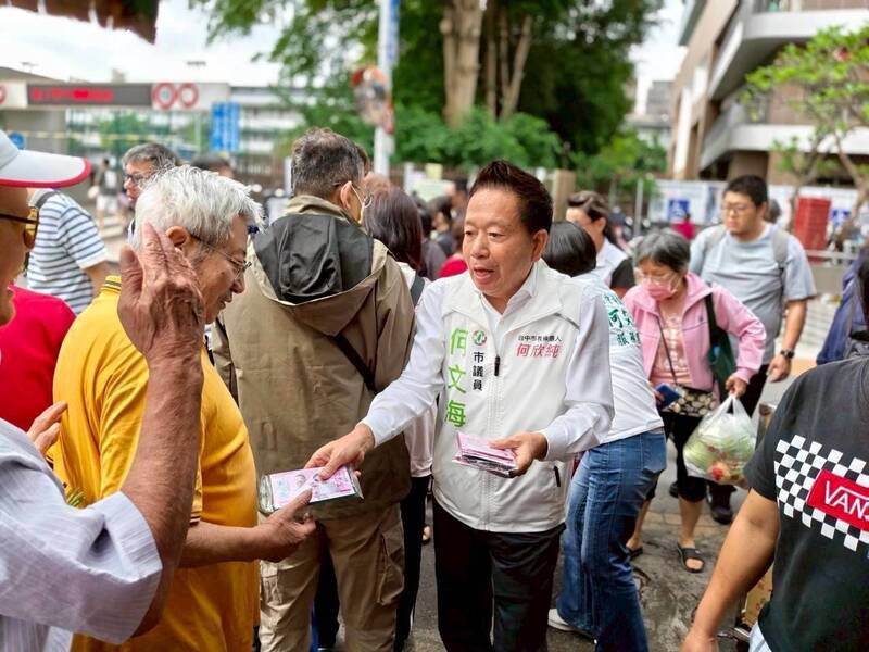 母親節限量版「男士限定菜瓜布」何欣純與何文海聯名小物喊愛媽媽