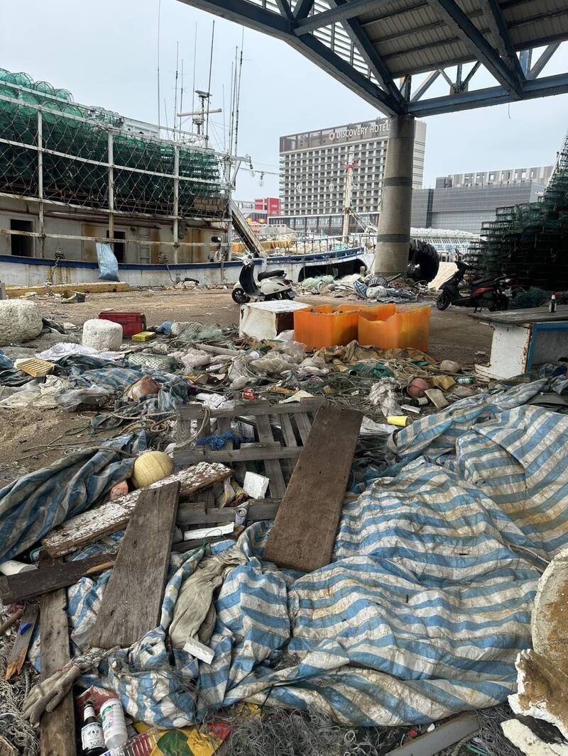 澎湖馬公三漁港卸魚場髒亂  縣府與澎湖區漁會聯手整頓
