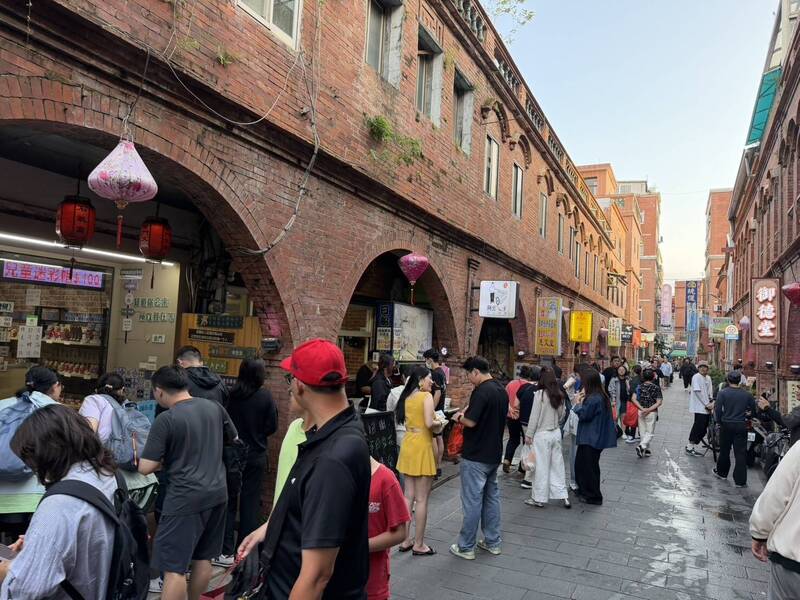 金門五一連假小三通人次增加 抵金中國觀光客轉型以自由行居多