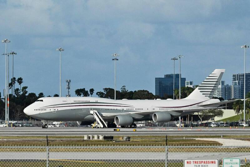 卡達贈送美國波音747-8i專機 將於國慶日加入空軍一號機隊