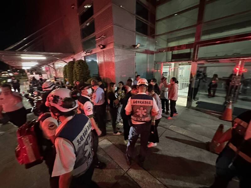 日月光K7廠深夜液體外洩  12名員工送醫