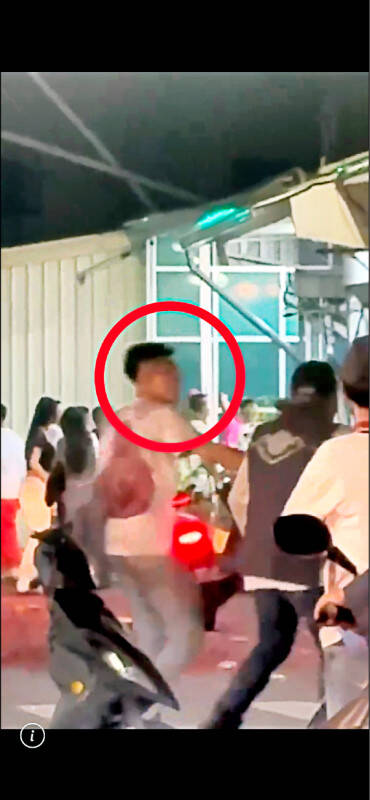 前立委曾蔡美佐在家被毆案，家屬指控朝天宮董事長蔡咏鍀的兒子蔡晉財是帶頭者，犯嫌重大、有串證之虞，法院裁定羈押禁見。（民眾提供）
