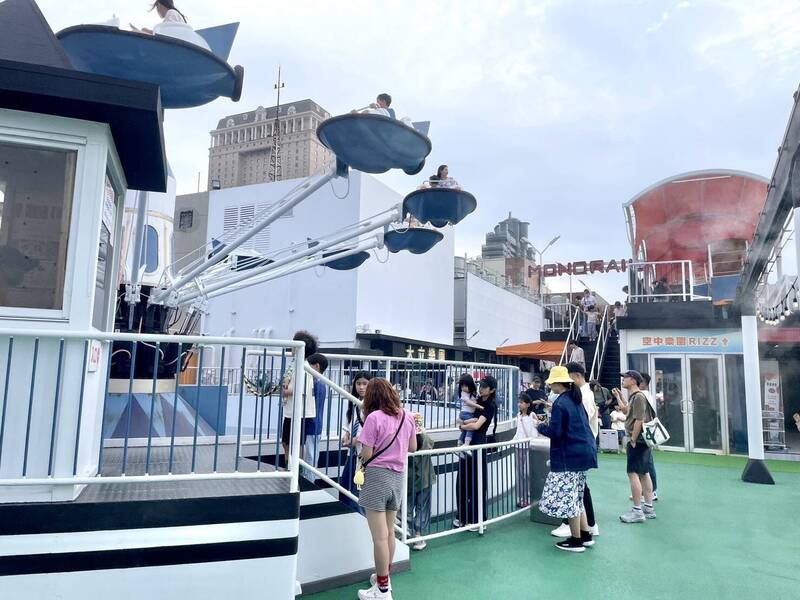 空中樂園改裝後爆人潮 高雄大立宣布優惠延續到5月
