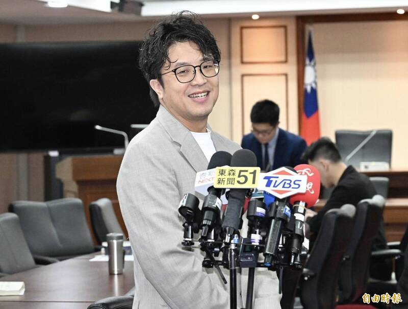 徐巧芯酸參選北市長「靠他救國民黨」 沈伯洋回敬7個字