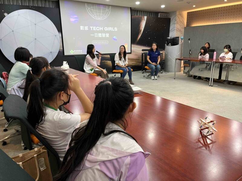 鼓勵女學生投身STEM領域 教育部攜手台師大多面向促進探索