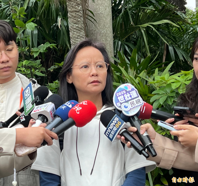 遲遲不處理區桂芝 胡川安嘆:就讓統戰老師跟北一女連一起好了!