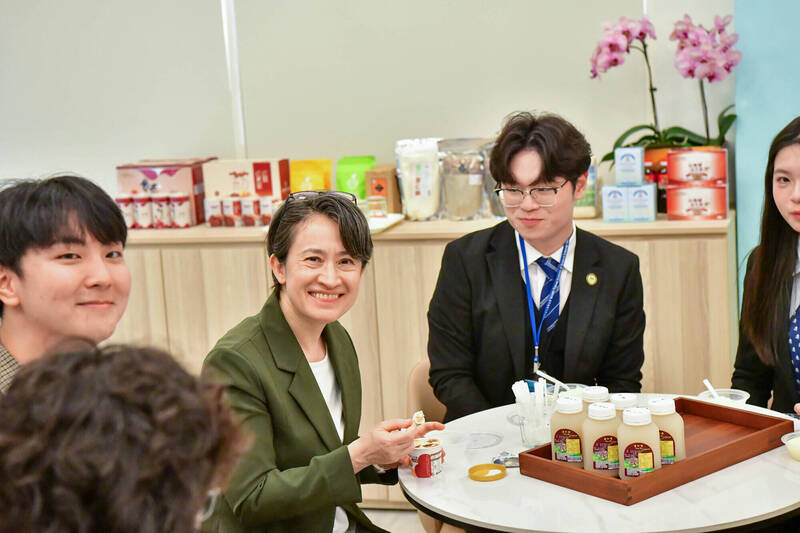 檳榔轉種「三紅三黑」 屏東可可行銷全世界