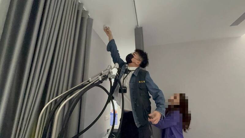 愛爾麗新北3診所裝針孔涉偷拍 各重罰50萬勒令停業6個月