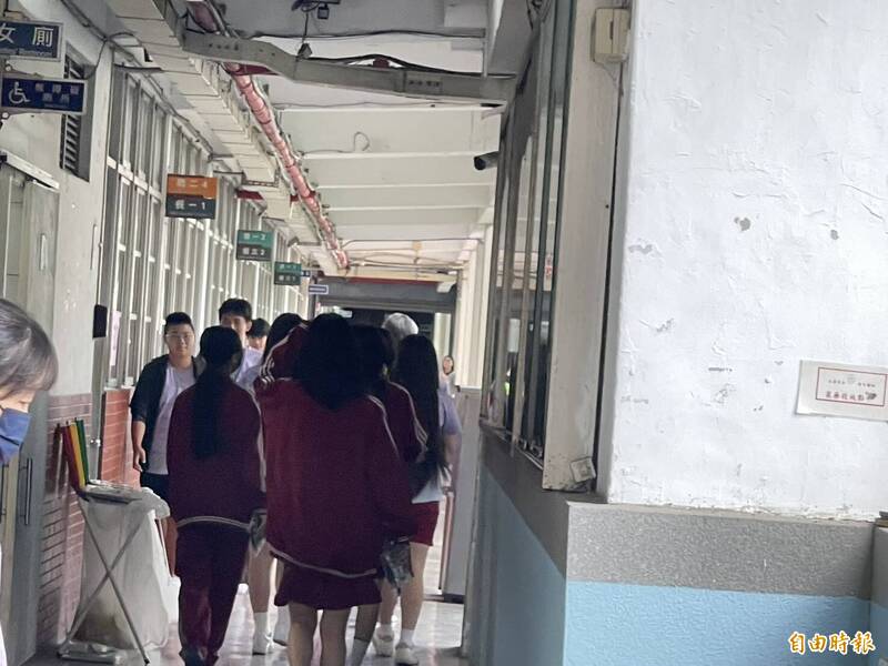 國中會考遇地震 中投區霧峰農工兩試場原地避難 延長作答2-3分鐘