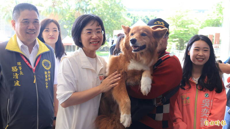 蘇巧慧提3項寵物政見 照顧毛小孩也守護獸醫 一起在新北快樂生活
