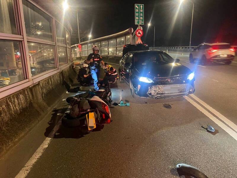多元計程車逆向開上新北環快 撞傷重機騎士將開罰