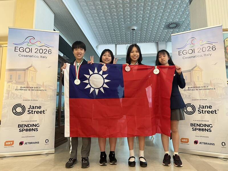 首度參與歐洲女子資訊奧賽 我摘2銀2銅表現亮眼