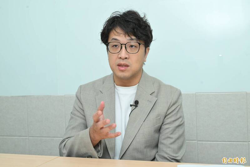 五分埔開拓家族後代、復興寶寶 沈伯洋：在同學中我是真的比較窮