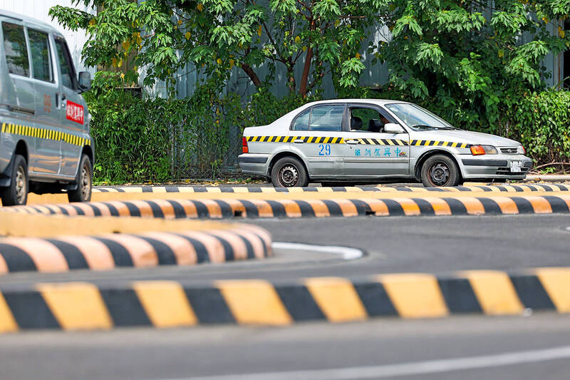 《TAIPEI TIMES》Driver retraining mandated for revoked licenses