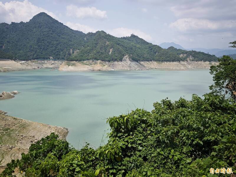 鋒面、對流降雨 曾文水庫蓄水重回12趴