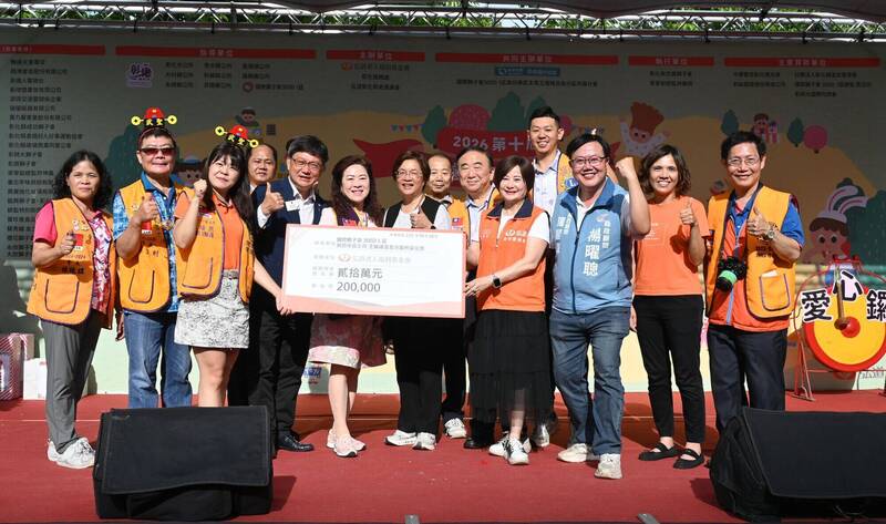 彰化5人就有1名老人!弘道服務1050位長輩 公益市集號召募50萬