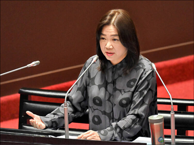 卓榮泰酸預算刪了敵就來! 馬文君反擊錯誤建軍:錢編了戰力卻沒形成