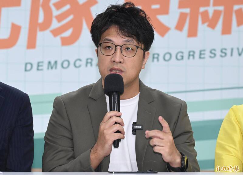 賴總統推0-18歲成長津貼 沈伯洋：18歲後城市接手把年輕人推向國際