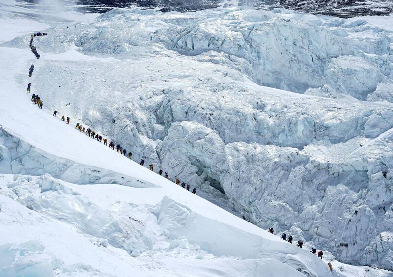 一天274人登上聖母峰 改寫尼泊爾側登頂紀錄