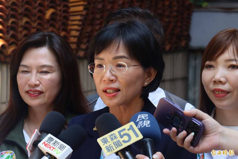 鄭麗文酸「公主」翻車? 蘇巧慧聲量一夕暴增逾5倍