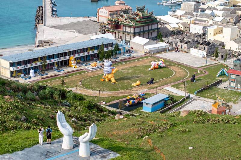 澎湖馬公「金色雙島藝術祭」7月登場 白爛貓虎井、桶盤亮相