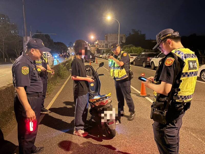 竹縣警擴大取締酒駕毒駕 昨晚出動百人