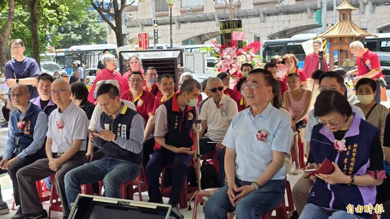 手足成選戰焦點後首同台 蘇巧慧、李四川「換位置」有看頭