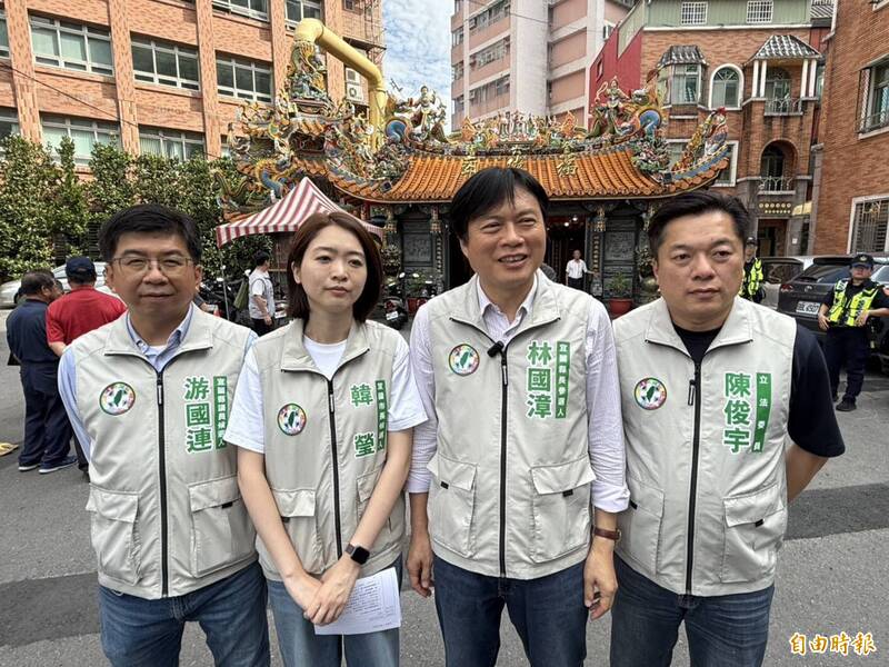盧秀燕送吳宗憲「無敵鐵金剛」林國漳笑回:送「變形金剛」更好