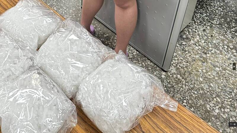 獨家》婦抱「運動內衣」喊性騷護5公斤安毒 警識破送辦羈押獲准