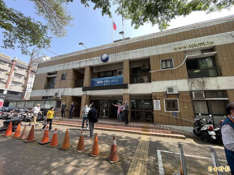 國民黨中市議員提名28人完成登記 另徵召6人拚34席過半