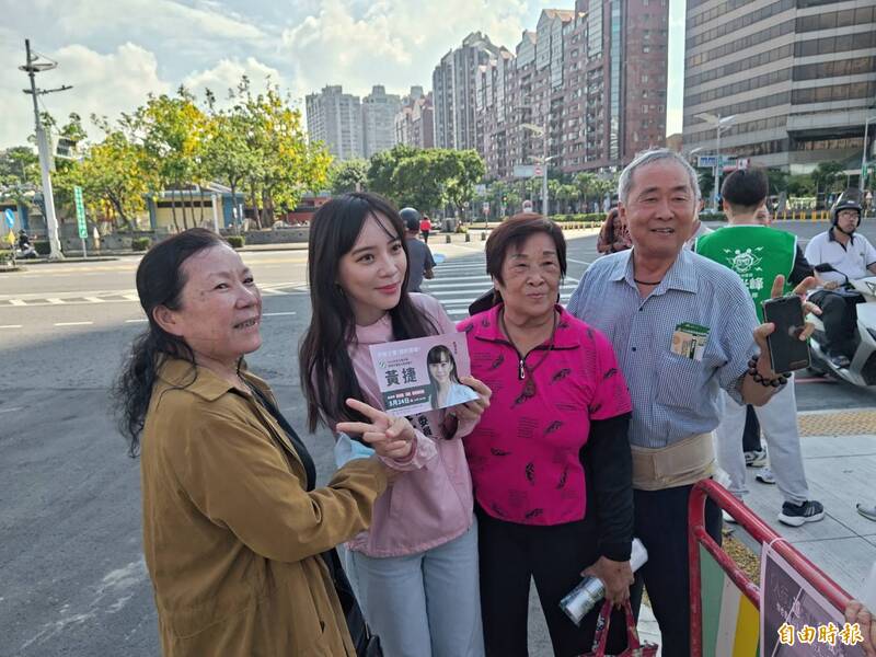 26381票當選民進黨高市黨部下屆主委 黃捷: 以後會1天當3天用