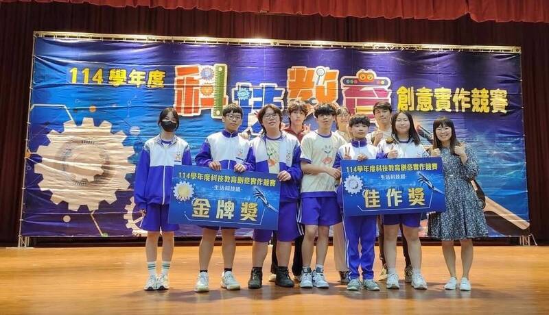 新北板橋國中全國科技競賽生科組創紀錄「8連霸」 翻轉學生人生