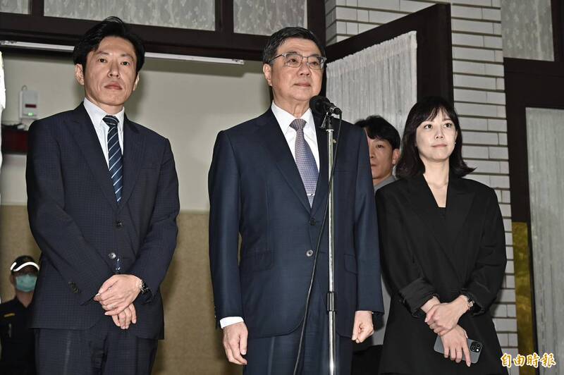 0-18歲每人月發5000元成長津貼 卓揆:具體內容本週內向國人報告