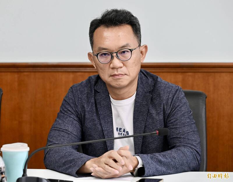 蕭旭岑收台商大筆現金捐款 學者示警:有收紅錢風險