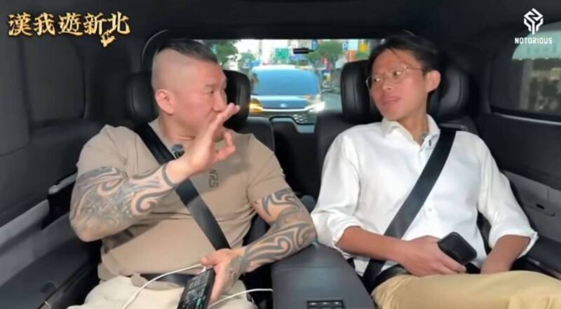 黃光芹開撕!黃國昌昔上館長直播聽到「上海那個」臉僵畫面被挖出