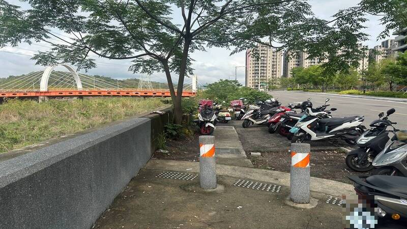 台中市環太東路人口逾8千卻無人行道 建設局:下半年動工