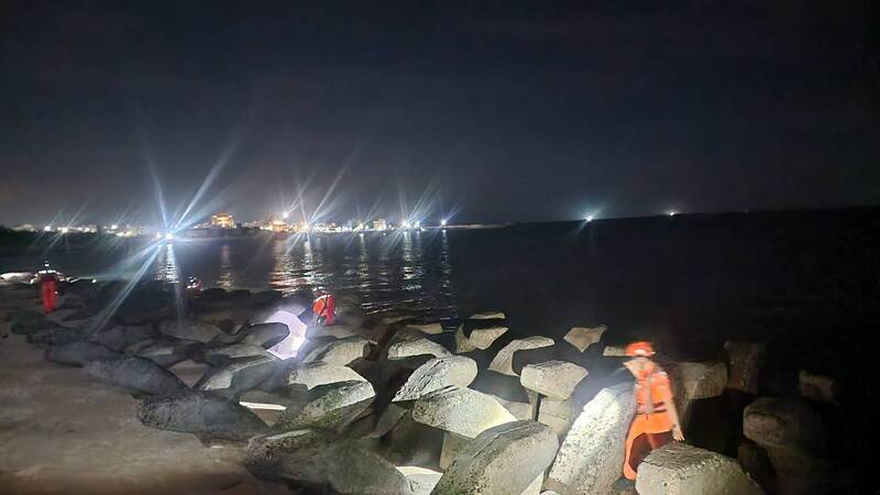 澎湖8旬翁放網失蹤疑似落海 第七岸巡隊、警消漏夜搜尋