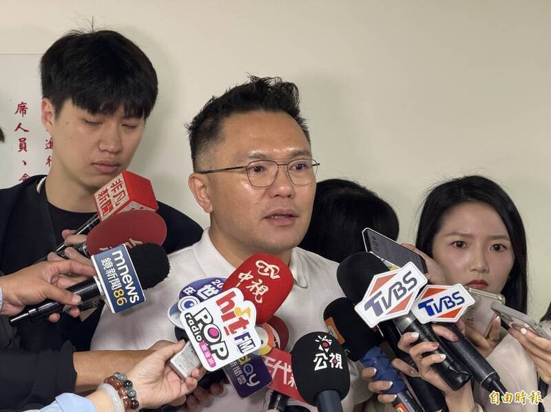沈伯洋、吳思瑤今至北士科變電所會勘 藍議員張斯綱批「收割」