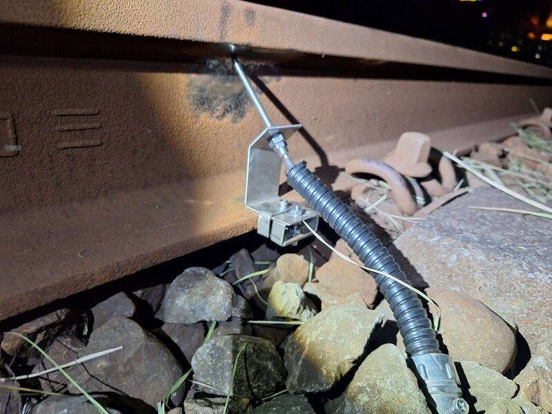52度!天氣熱到軌道「發燒」跳通知 北捷:巡檢安全無虞