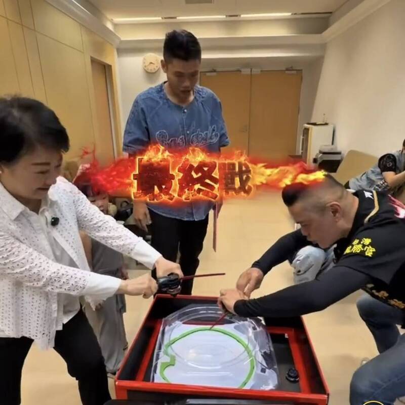 江和樹跟盧秀燕打戰鬥陀螺要盧輸就選總統 網酸市政爛怎敢選