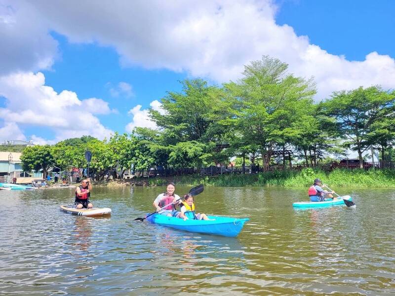 台南東門城外遊香洋 夏日限定結合鳳梨產業及水域遊憩