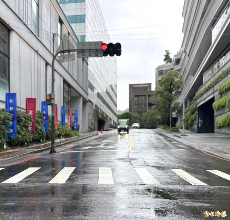 汐止大湖科學園區爆缺水 台水：管線涉私人產權 維修需經地主同意