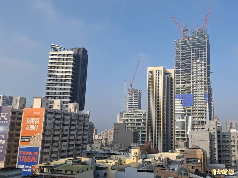 高雄房市量縮買氣低迷 房價指數再跌