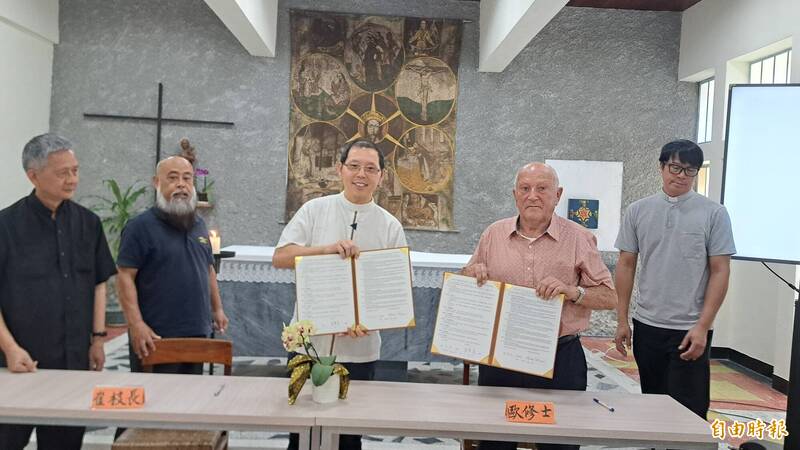 畢生奉獻台東 白冷會90歲歐思定修士宣布交棒