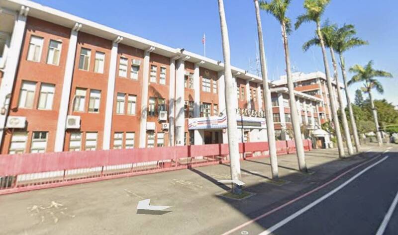 家人連絡不上前往探視 赫然發現61歲獨居男子被冰箱壓住死亡
