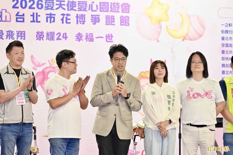 阿扁PO「蹲低請益照」喊必定逆轉勝 沈伯洋:目標一致持續追趕