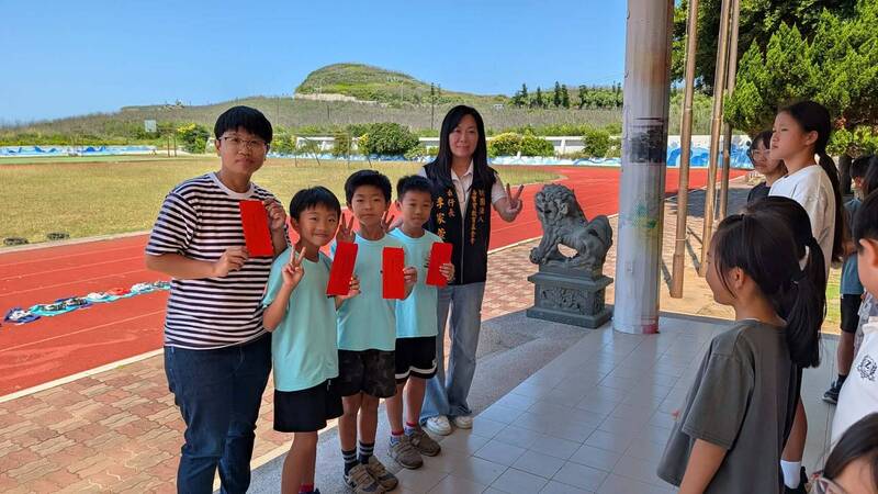 全國木球賽奪2金1銀!澎湖內垵國小獲頒獎學金