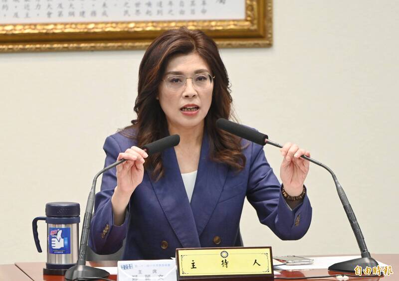 鄭麗文訪美主張藍營可確保兩岸和平 謝志偉發文譏諷