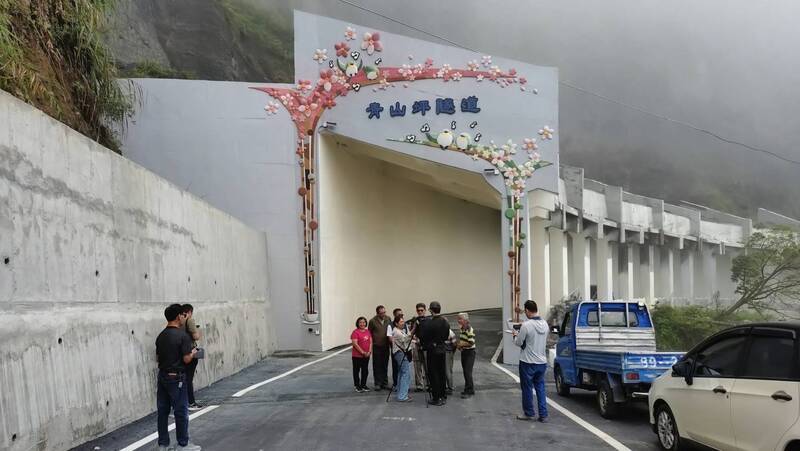 追螢火蟲、賞櫻花更安全 草嶺青山坪明隧道直達祕境