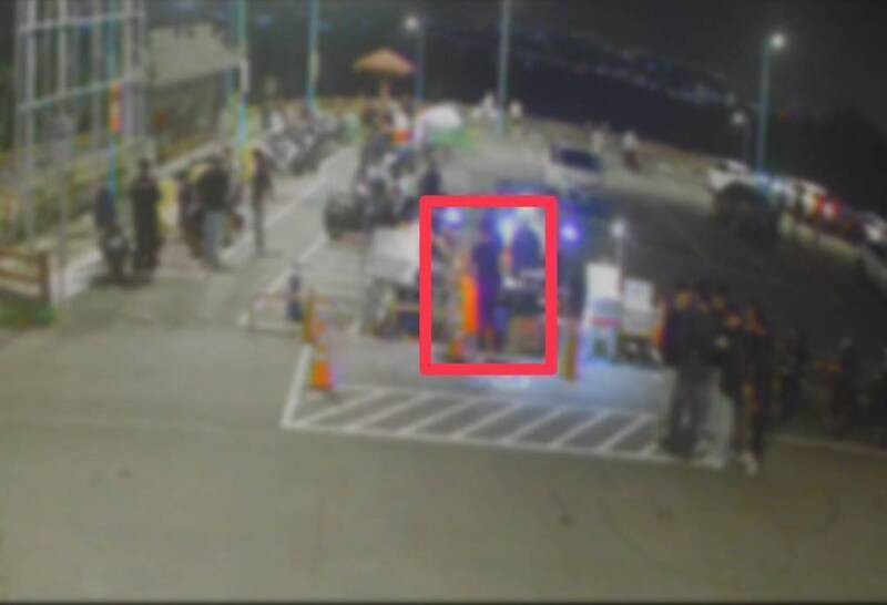 瞎！桃園福山宮賞夜景想吃烤香腸 男子殺價不成怒罵攤商